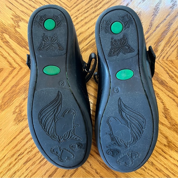 Girls Black Dress Shoes- Size 2 - Picture 5 of 5